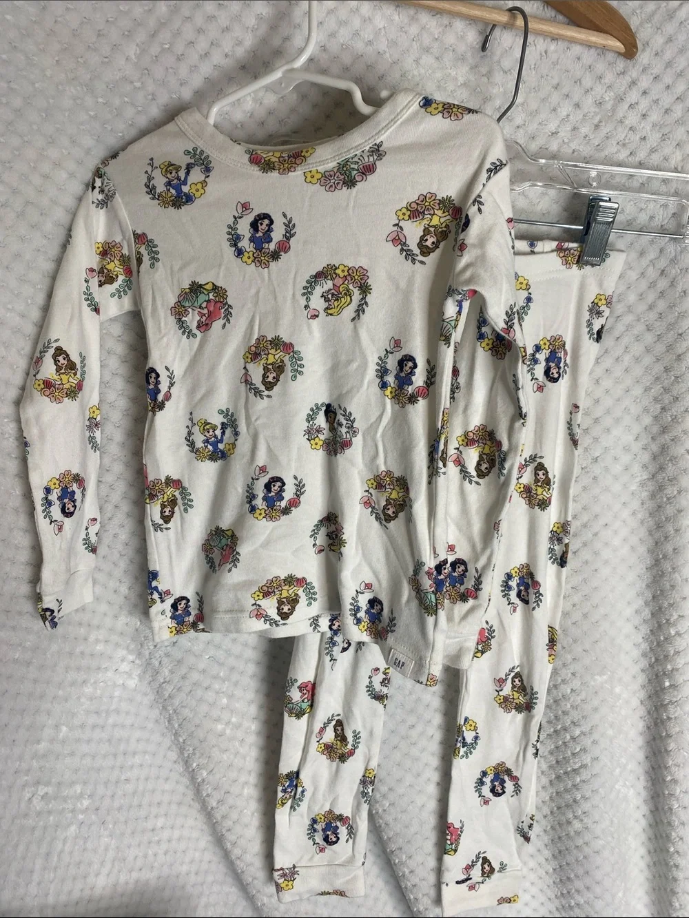 GAP Disney Princesses Cream Floral Character Pajama Set